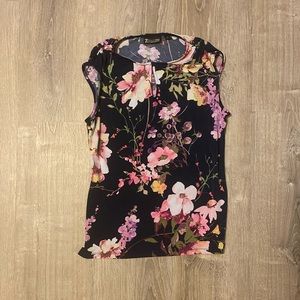 Floral New York & Company shirt